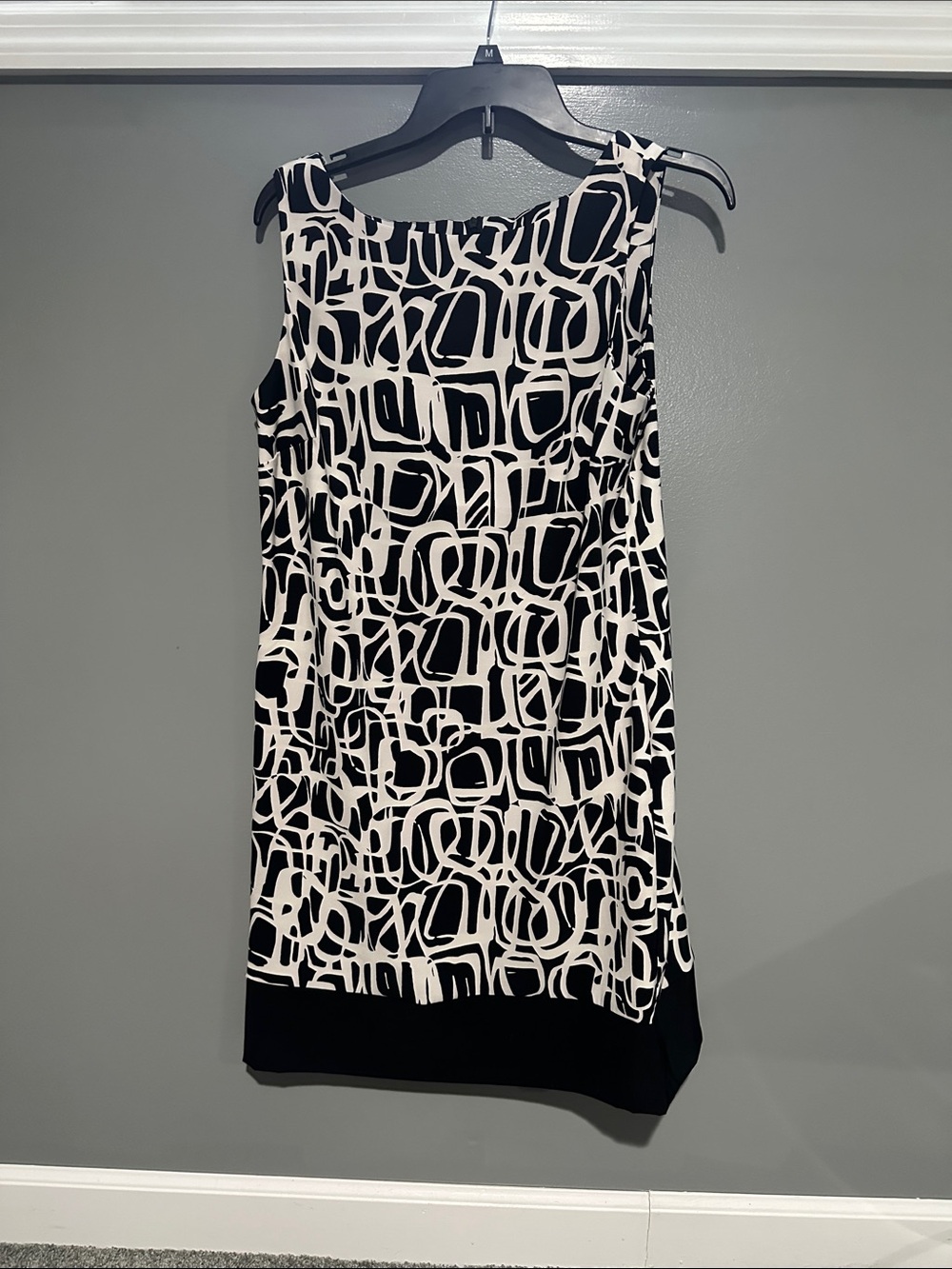 AB Studio Black and White Abstract Print Dress